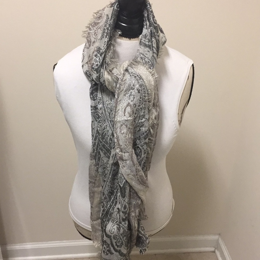 Scarf - Picture 2 of 3